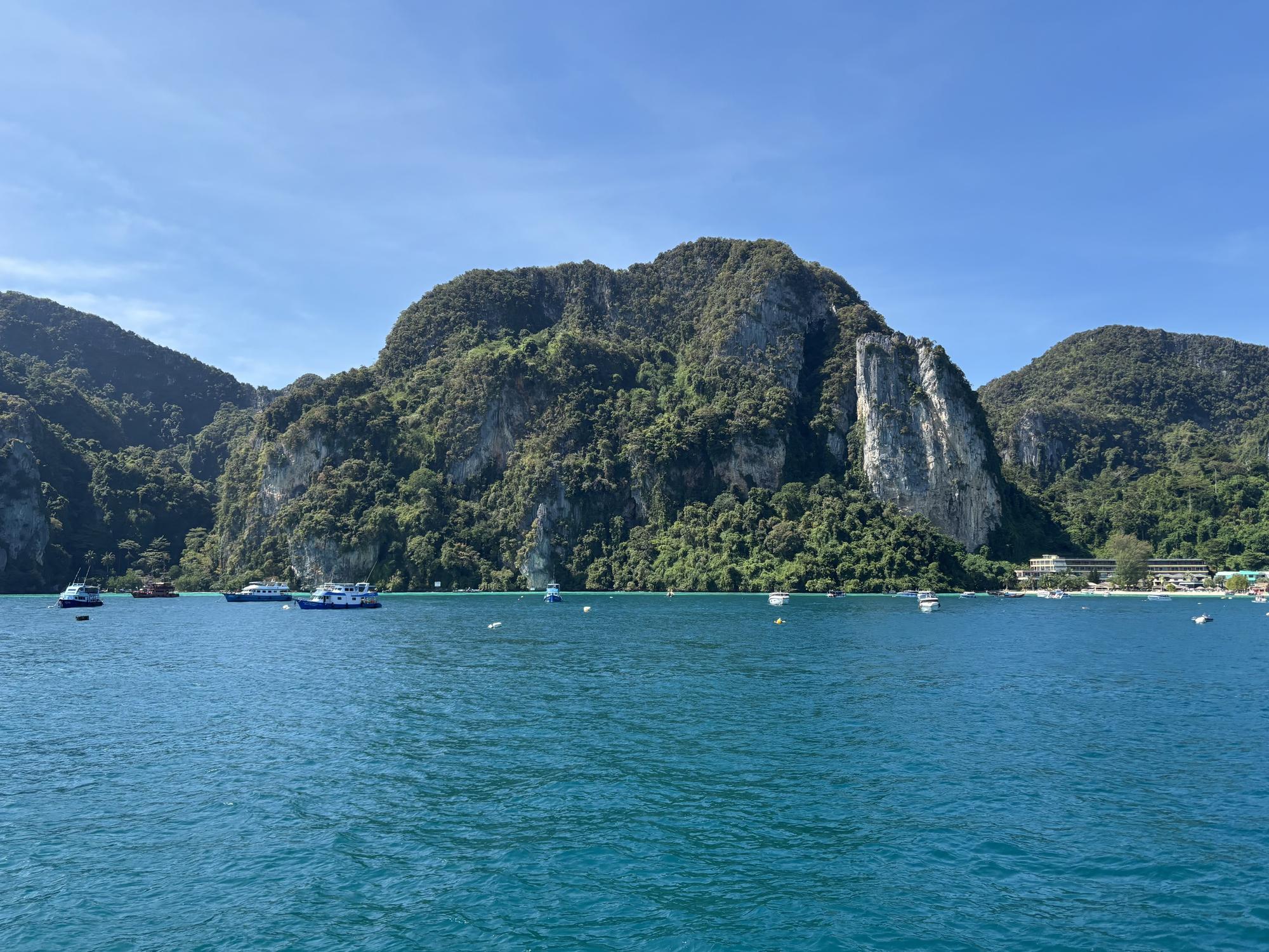 Phuket Tropical Escape – Sun, Sea, and Serenity